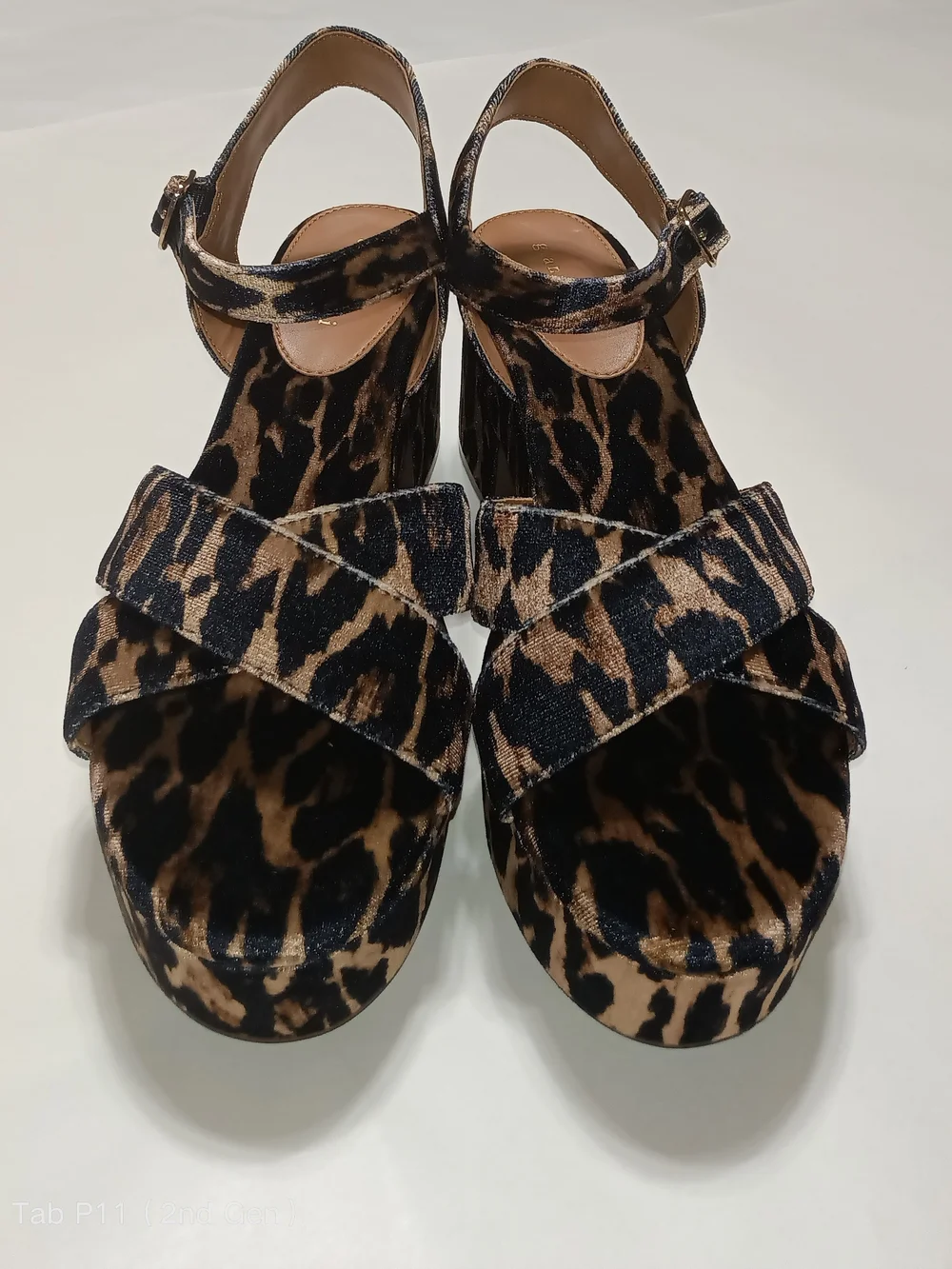 Gianni Bini Joize Leopard Velvet Crossband Platform Block Heel Sandals Size 8